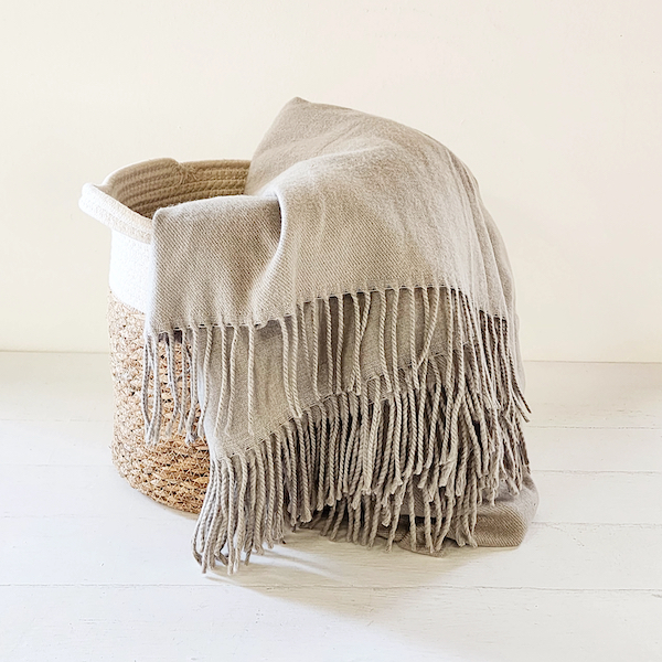 Fleece Blanket - Cobblestone Brown 